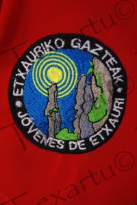 Etxauriko Gazteak bordado pañuelo