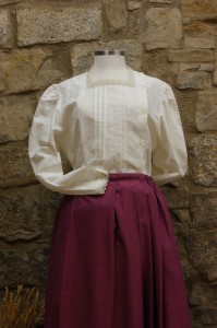 Blusa modelo "Peña de Unzue".