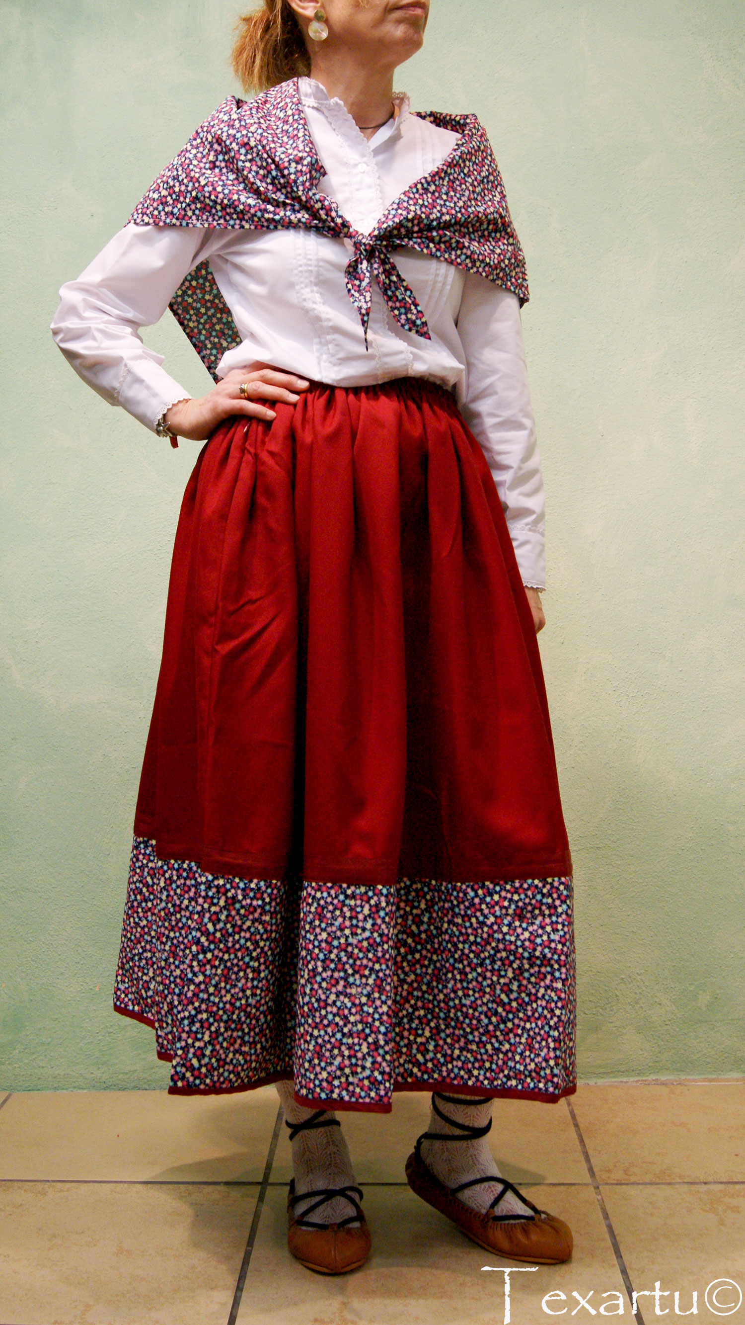 Traje De Casera Vasca Ubicaciondepersonas cdmx gob mx