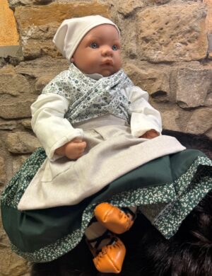 LEHEN NESKA 2025eko EUSKAL JANTZIA