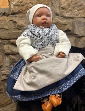 LEHEN NESKA 2025eko EUSKAL JANTZIA